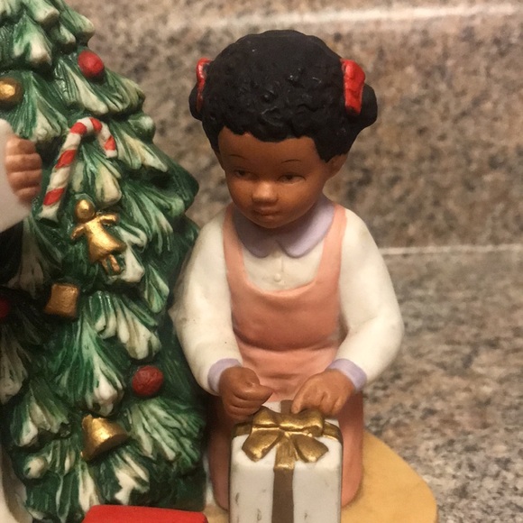 Vintage Homco African American Boy and Girl Christmas Figurine #8921 - Picture 5 of 7